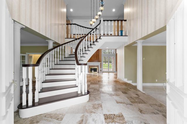 5437 Pine Springs Court, Conroe, TX 77304