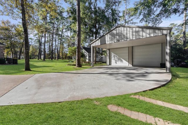 5437 Pine Springs Court, Conroe, TX 77304