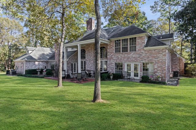 5437 Pine Springs Court, Conroe, TX 77304