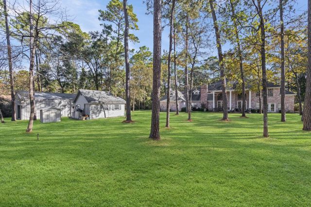 5437 Pine Springs Court, Conroe, TX 77304