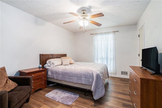 2247 Cruse Road, Lawrenceville, GA 30044