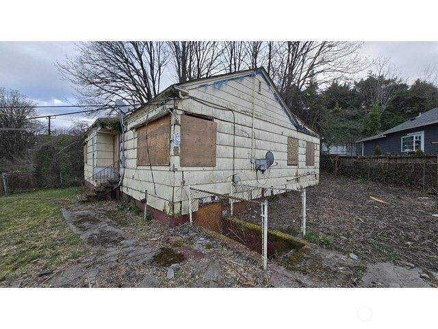 4010 22nd Avenue SW, Seattle, WA 98106