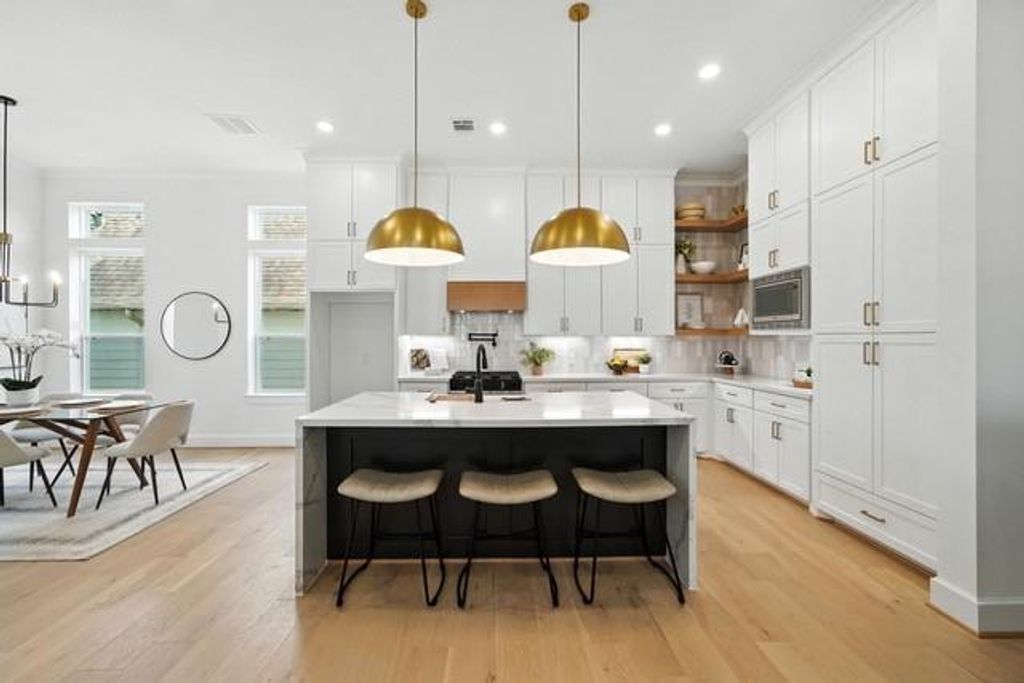 923 Fisher Street A, Houston, TX 77018