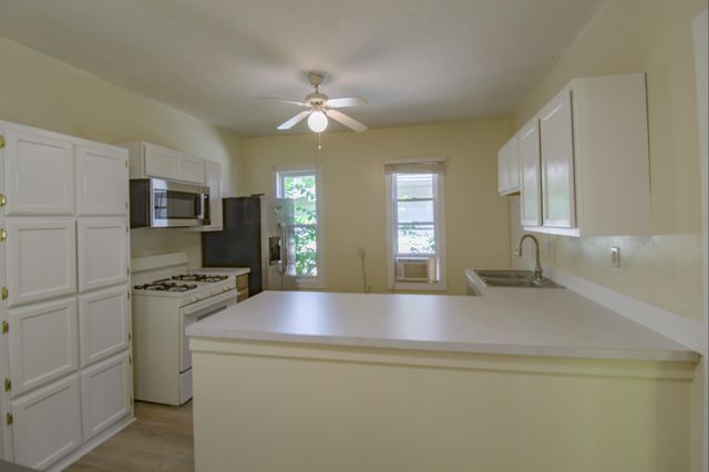 637 Prospect Avenue NE, Grand Rapids, MI 49503