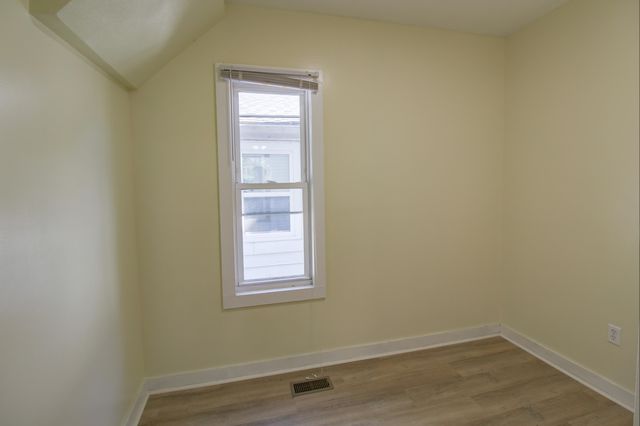 637 Prospect Avenue NE, Grand Rapids, MI 49503