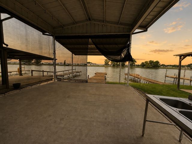 2058 Pelican Isle Drive, Kerens, TX 75144