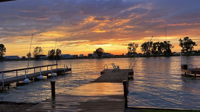 2058 Pelican Isle Drive, Kerens, TX 75144