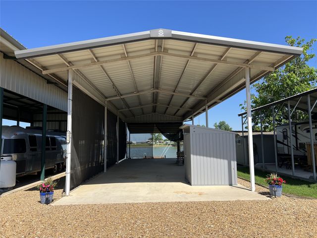 2058 Pelican Isle Drive, Kerens, TX 75144