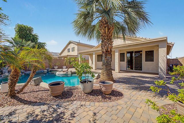 17045 W HALIFAX Lane, Surprise, AZ 85374