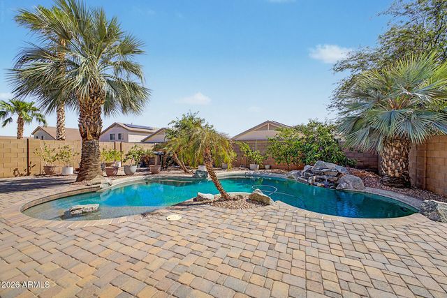 17045 W HALIFAX Lane, Surprise, AZ 85374