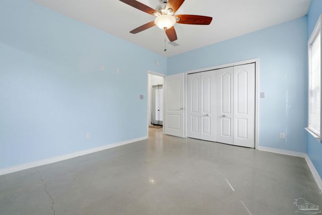 542 S 1st St, Pensacola, FL 32507