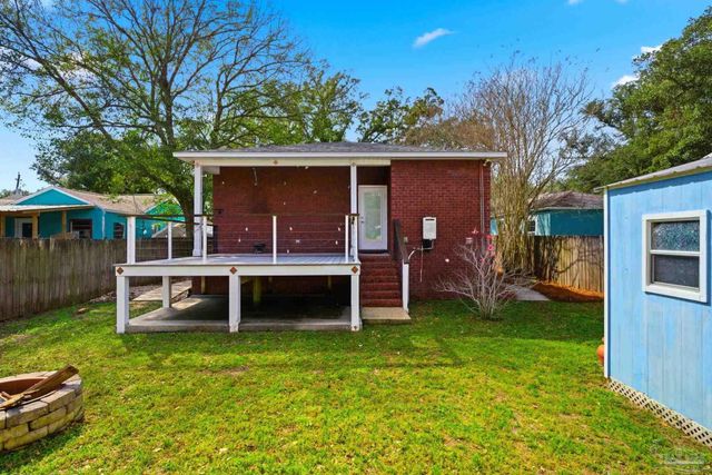 542 S 1st St, Pensacola, FL 32507