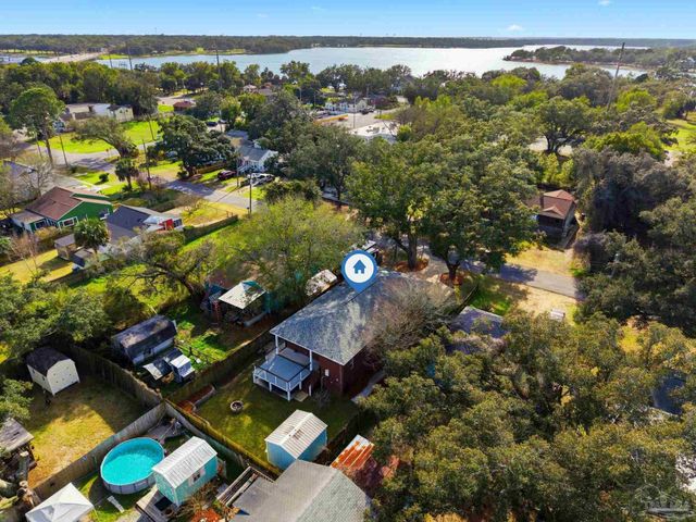 542 S 1st St, Pensacola, FL 32507