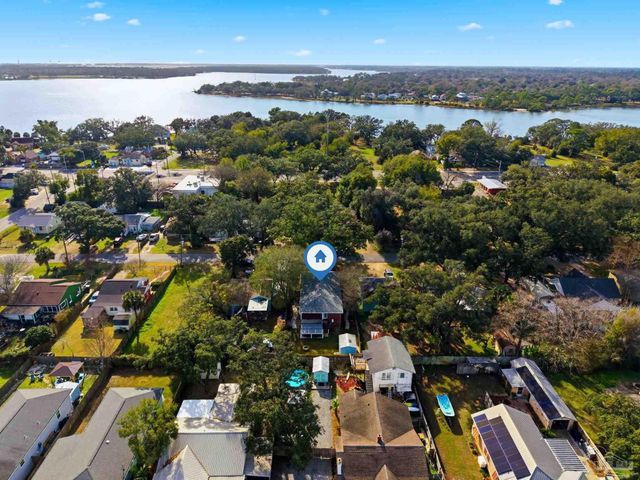 542 S 1st St, Pensacola, FL 32507