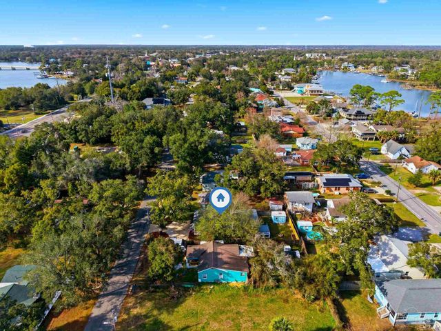 542 S 1st St, Pensacola, FL 32507