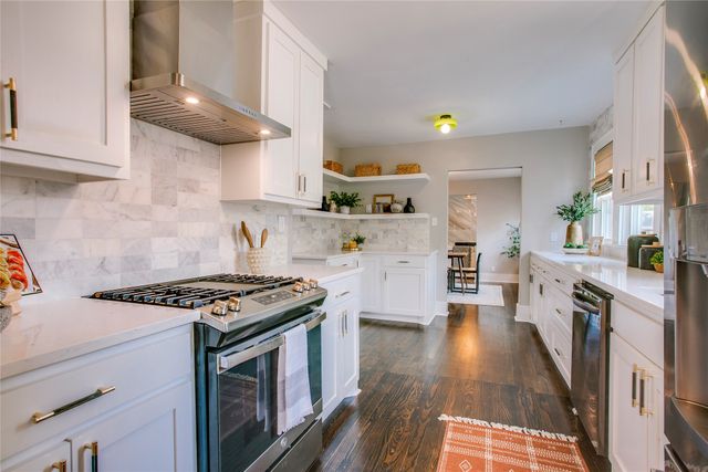 302 N Waverly Drive, Dallas, TX 75208