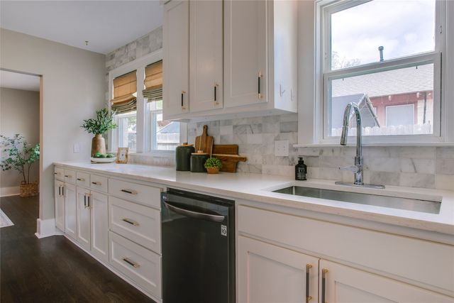 302 N Waverly Drive, Dallas, TX 75208