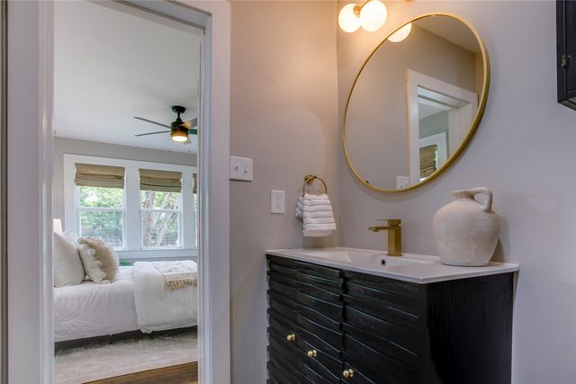 302 N Waverly Drive, Dallas, TX 75208