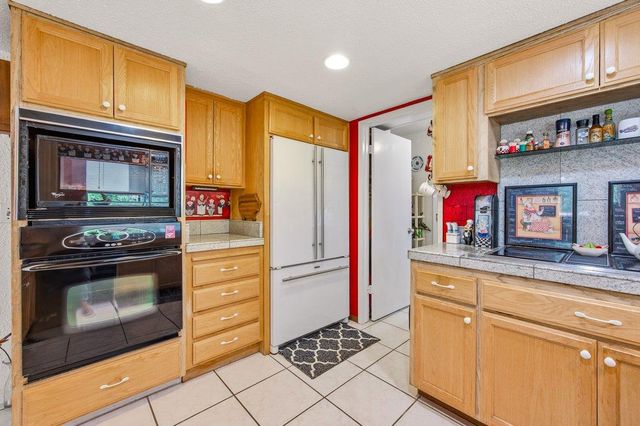 11238 Sunset Hills Ct, Auburn, CA 95602
