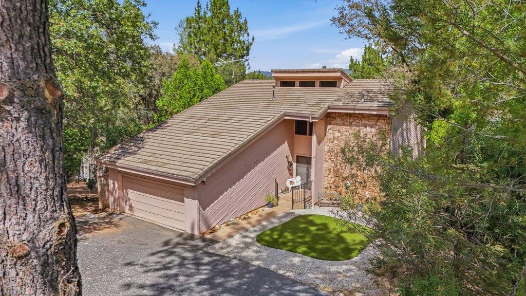 11238 Sunset Hills Ct, Auburn, CA 95602