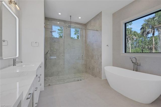 1618 19th ST SW, Naples, FL 34117
