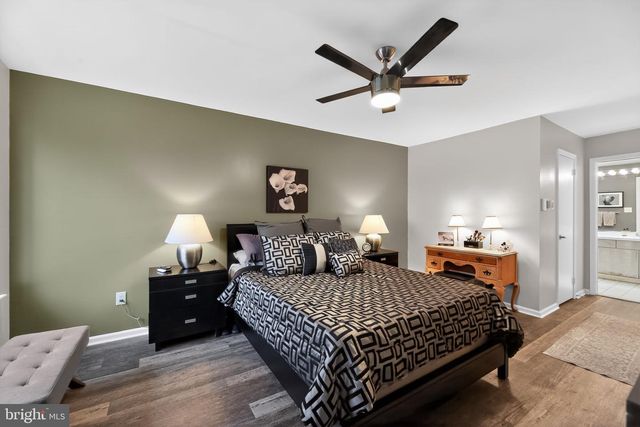 703 MASTERS DR, Blackwood, NJ 08012