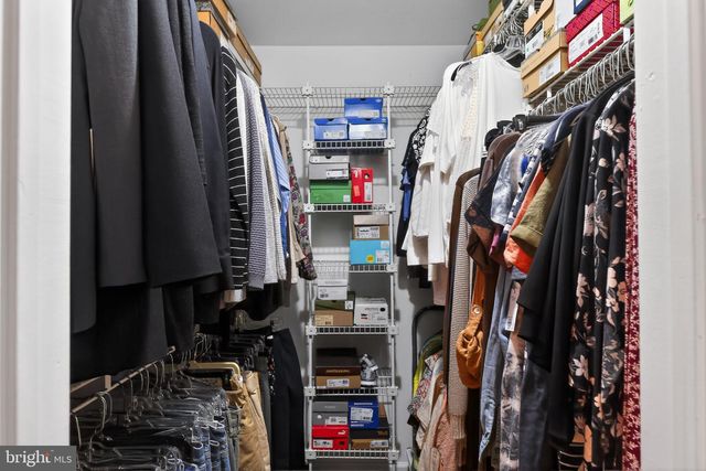 703 MASTERS DR, Blackwood, NJ 08012