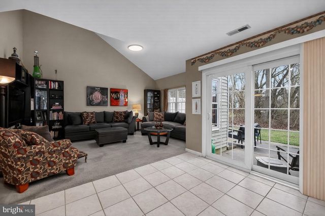 703 MASTERS DR, Blackwood, NJ 08012