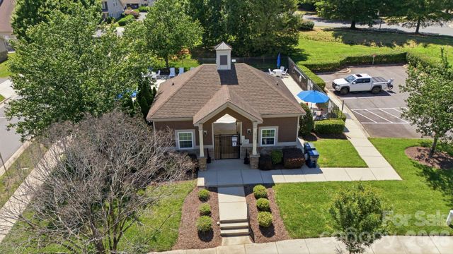 8304 Viewpoint Lane, Cornelius, NC 28031