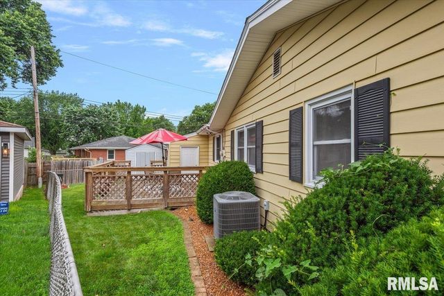 124 NOTTINGHAM Road, Springfield, IL 62704
