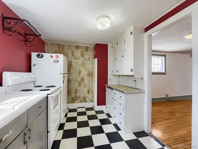 4075 S Lincoln St, Englewood, CO 80113