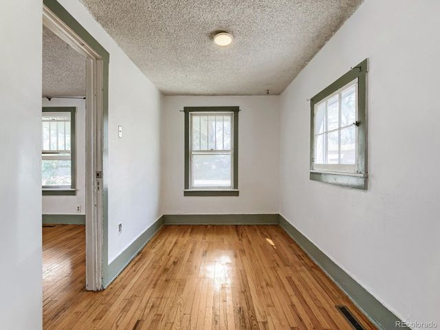 4075 S Lincoln St, Englewood, CO 80113