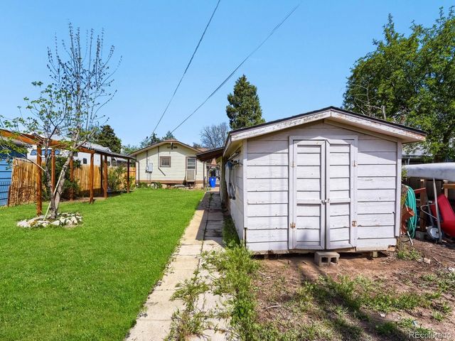 4075 S Lincoln St, Englewood, CO 80113