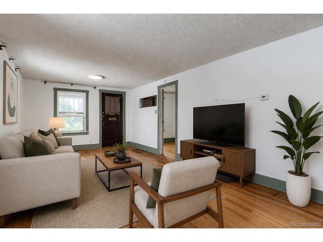 4075 S Lincoln St, Englewood, CO 80113