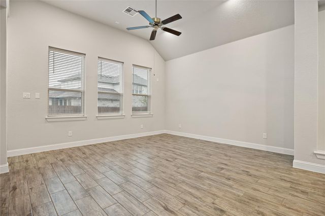 2004 Highland Ridge RD, Georgetown, TX 78628