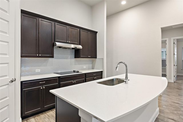 2004 Highland Ridge RD, Georgetown, TX 78628