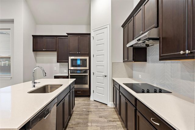 2004 Highland Ridge RD, Georgetown, TX 78628