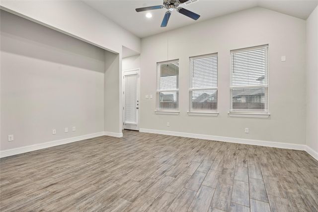 2004 Highland Ridge RD, Georgetown, TX 78628