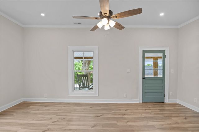 201 Oak Lane, Liberty, SC 29657