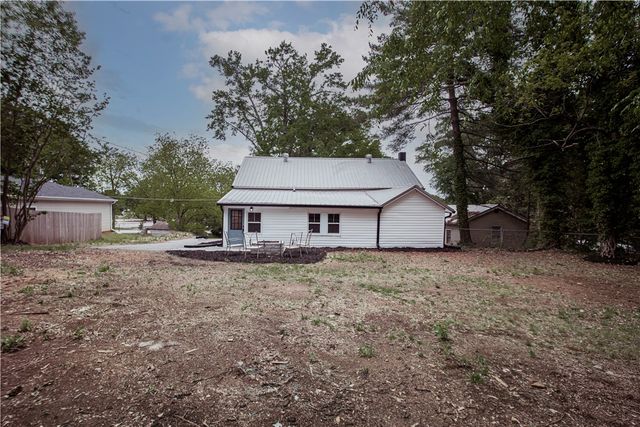 201 Oak Lane, Liberty, SC 29657