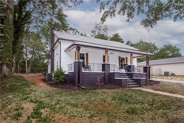 201 Oak Lane, Liberty, SC 29657