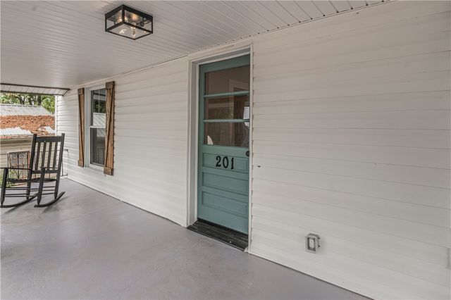 201 Oak Lane, Liberty, SC 29657