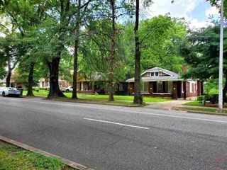 1382 S PARKWAY AVE E, Memphis, TN 38106
