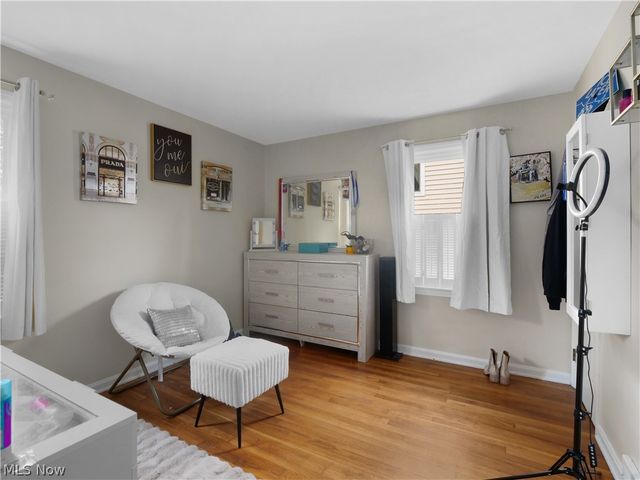 559 Kenilworth Road, Bay Village, OH 44140