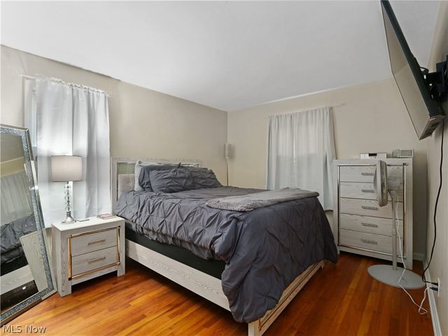 559 Kenilworth Road, Bay Village, OH 44140