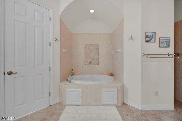 3413 Embers PKWY W, Cape Coral, FL 33993