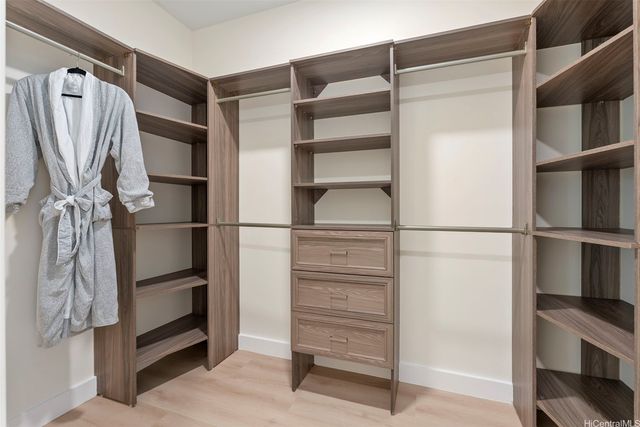 3061 Kahaloa Drive, Honolulu, HI 96822