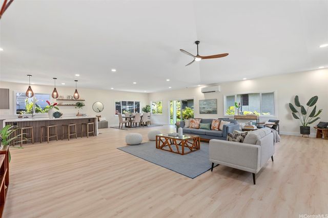 3061 Kahaloa Drive, Honolulu, HI 96822