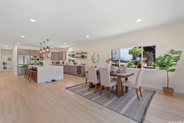 3061 Kahaloa Drive, Honolulu, HI 96822