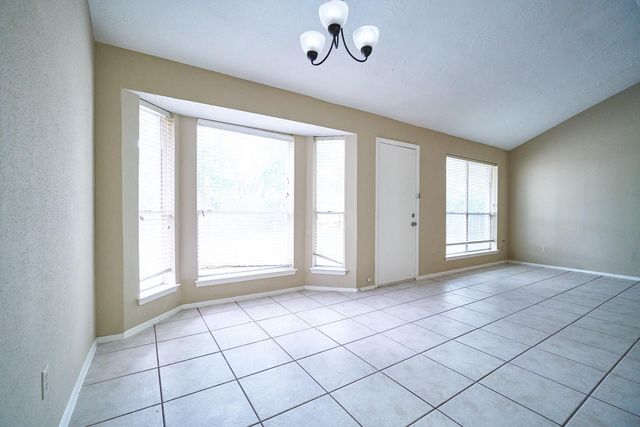 10235 Gulfstream Lane, Sugar Land, TX 77498